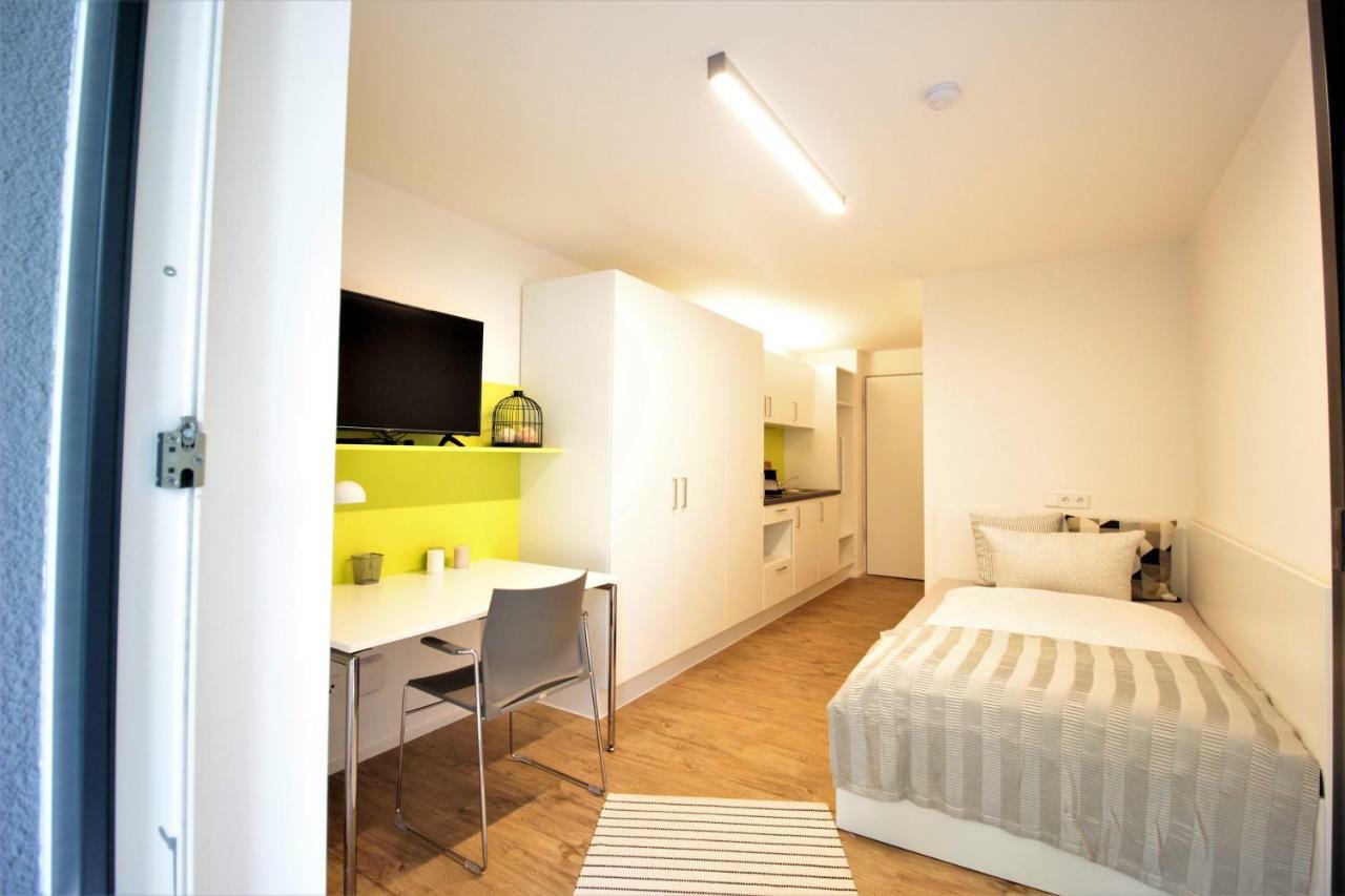 Studio Apartment - Balcony, Netflix, University Hospital Proximity Würzburg Exteriör bild