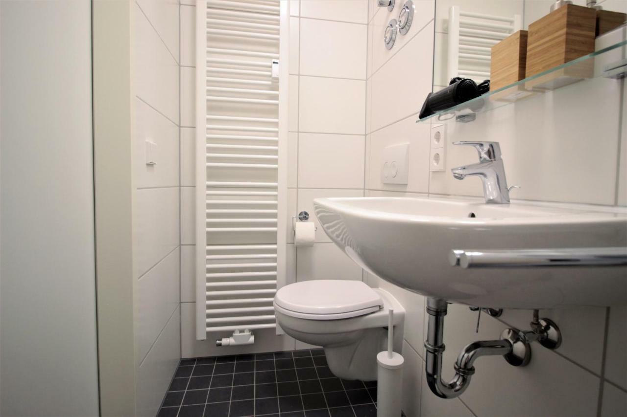 Studio Apartment - Balcony, Netflix, University Hospital Proximity Würzburg Exteriör bild